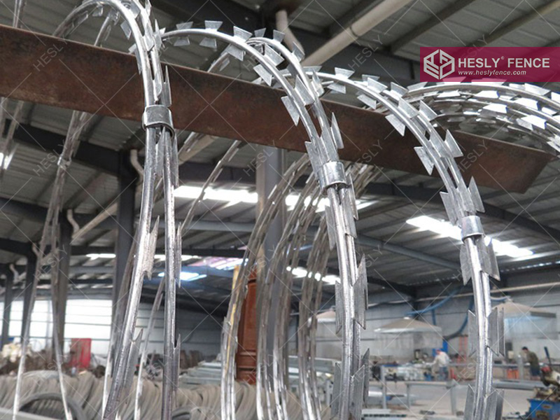 concertina razor wire coil China Hesly Factory