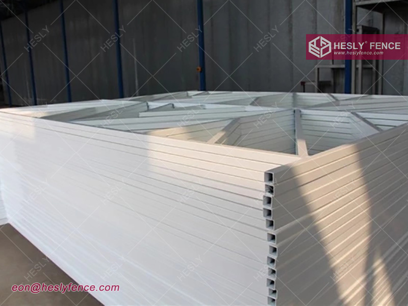 crowd control barriers