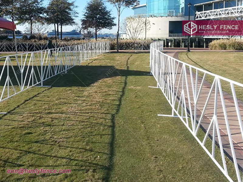 crowd control barriers factory
